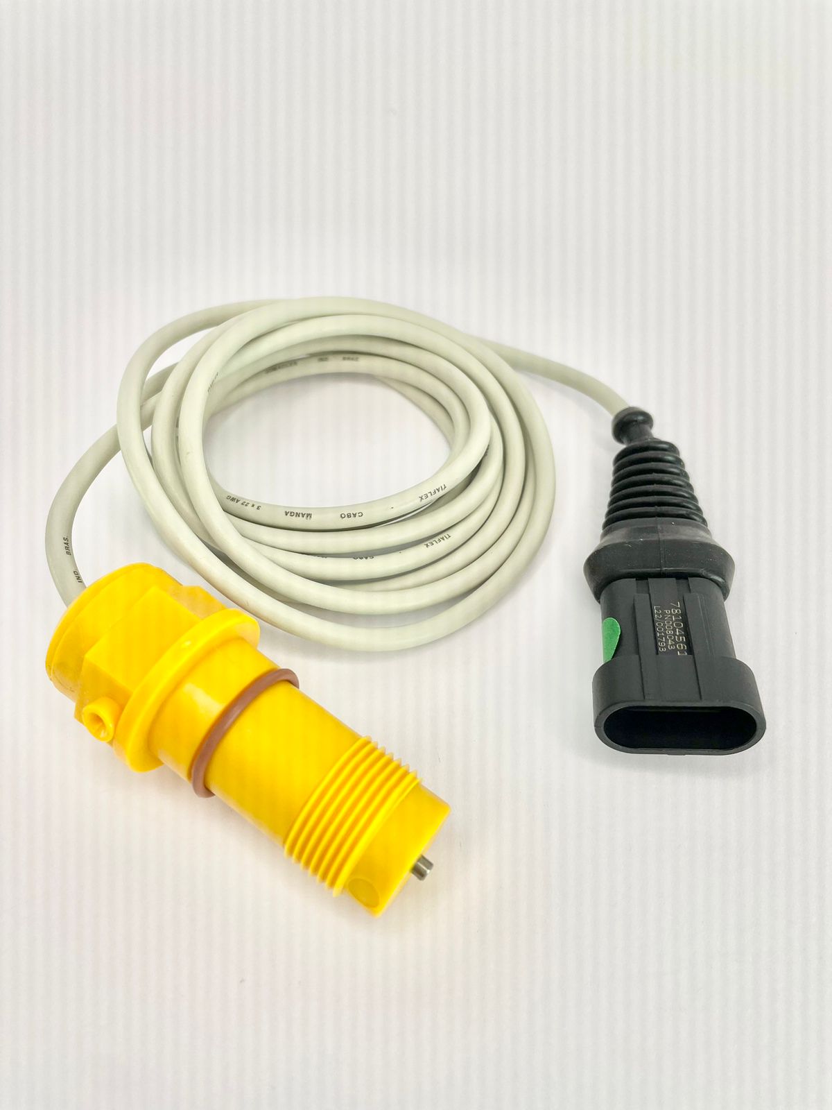 Z4921 SENSOR DO MEDIDOR DE VAZAO 2M  - STARA: 78104561
